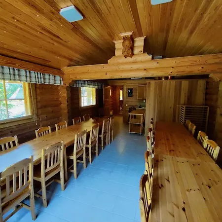 Aapishovi Lomamökit *